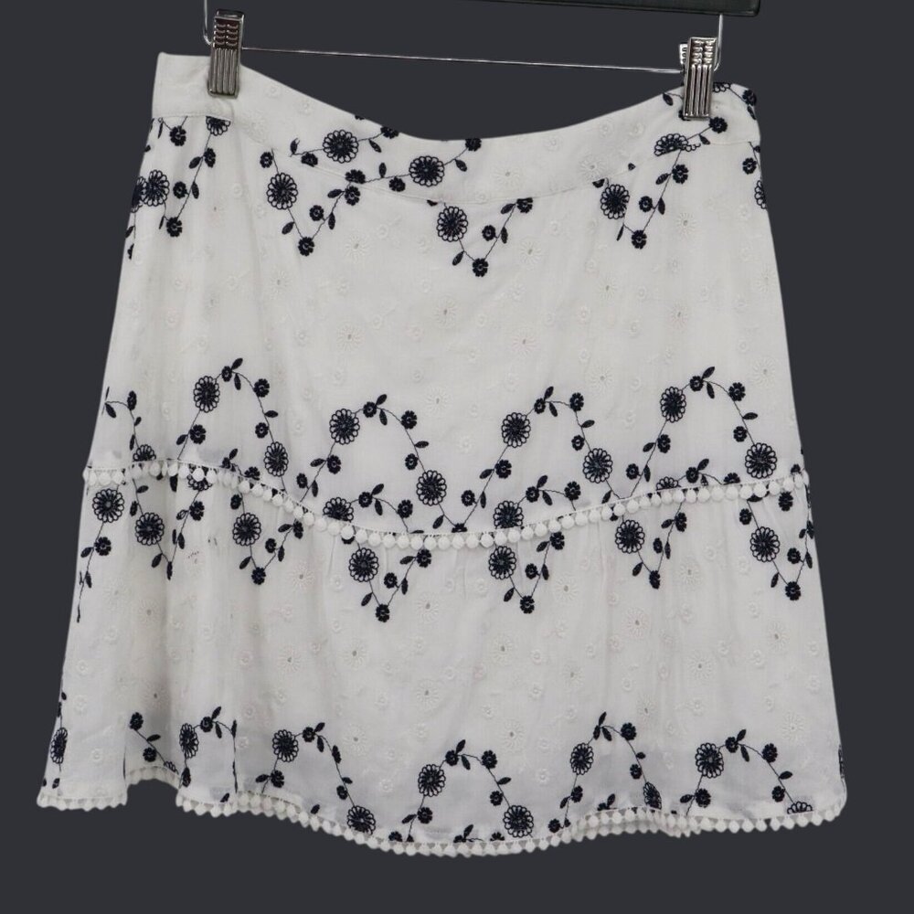 J.O.A. Embroidered Mini Skirt‎ Womens L White Boho Festival Twee Cottage Granny